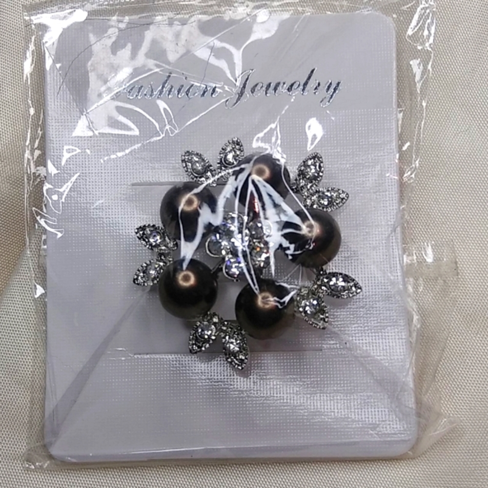 Chocolate Pearl and Diamond Brooch
